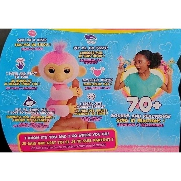 Fingerlings Interactive Baby Monkey Harmony Pink - Picture 3 of 4